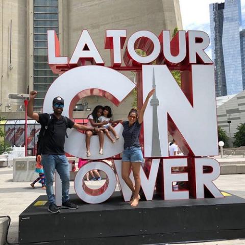 Angiolina Hernández y su familia en Los Ángeles, CA.